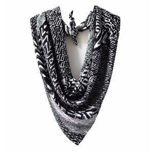 NWT Sophia Reyes Triangle Bandana Scarf